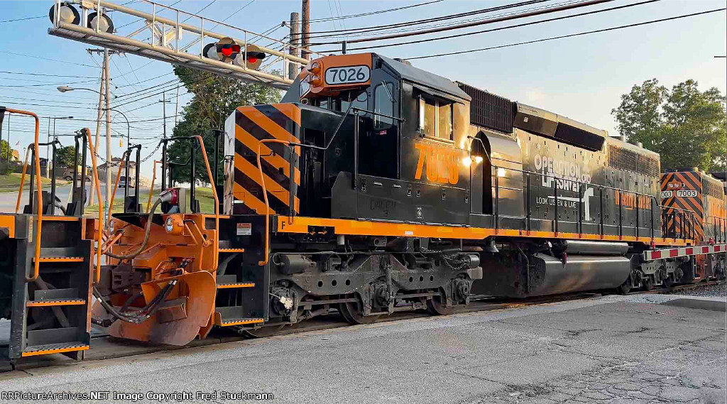 WE 7026